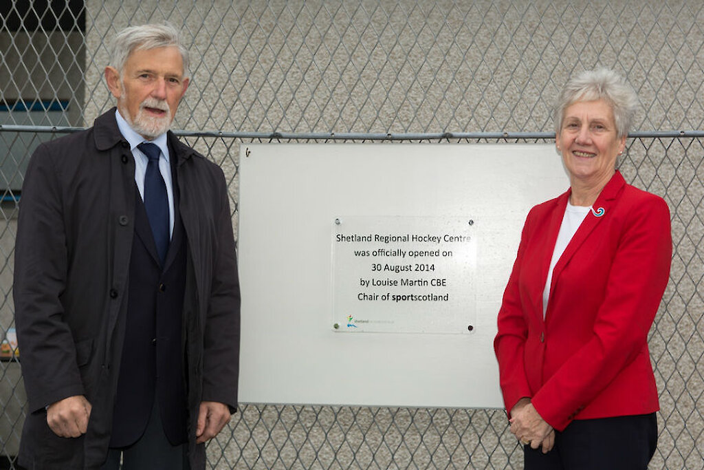 SRT Chairman Joe Irvine and **sport**scotland chairwoman Louise Martin.